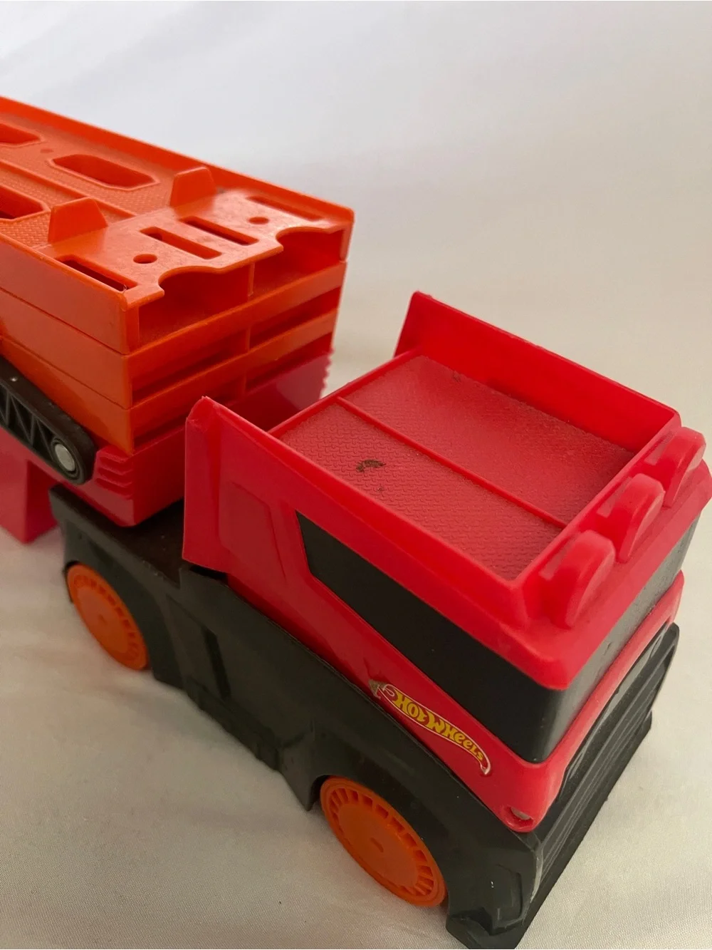 Red & Orange Car Carrier Semi Truck Toy | 3 Levels | Hot Wheels